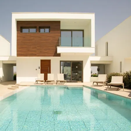 וילה Phaedrus Living: Serenity Waves No.11 לרנקה